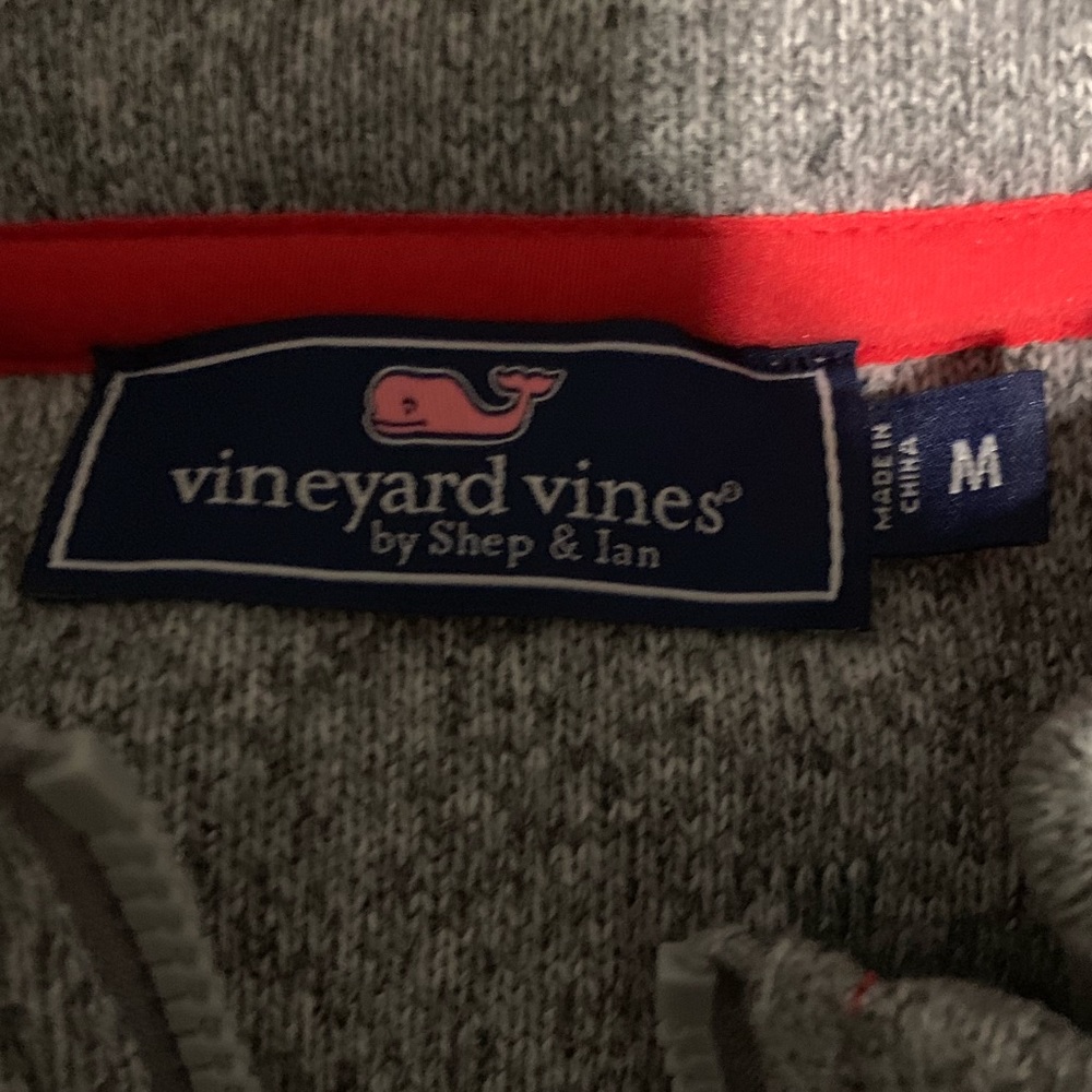 Vineyard vine half zip - Picture 3 of 4